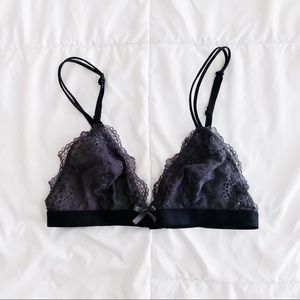LIKE NEW! BLACK GRAY LACE BRALETTE!